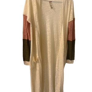 Eyeshadow Cream Knit Sweater